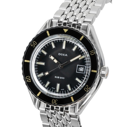 Doxa SUB 200 Sharkhunter Stainless Steel Black Dial Automatic Diver's 799.10.101.10 200M Men's Watch