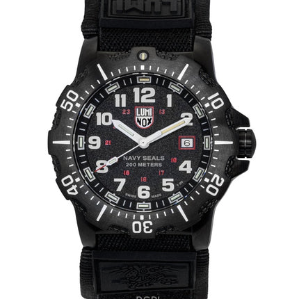 Luminox Navy Seal Military Rubber Strap Black Dial Quartz Diver's XS.4231.SET 200M Men's Watch With Gift Set